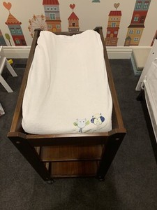 boori urbane change table