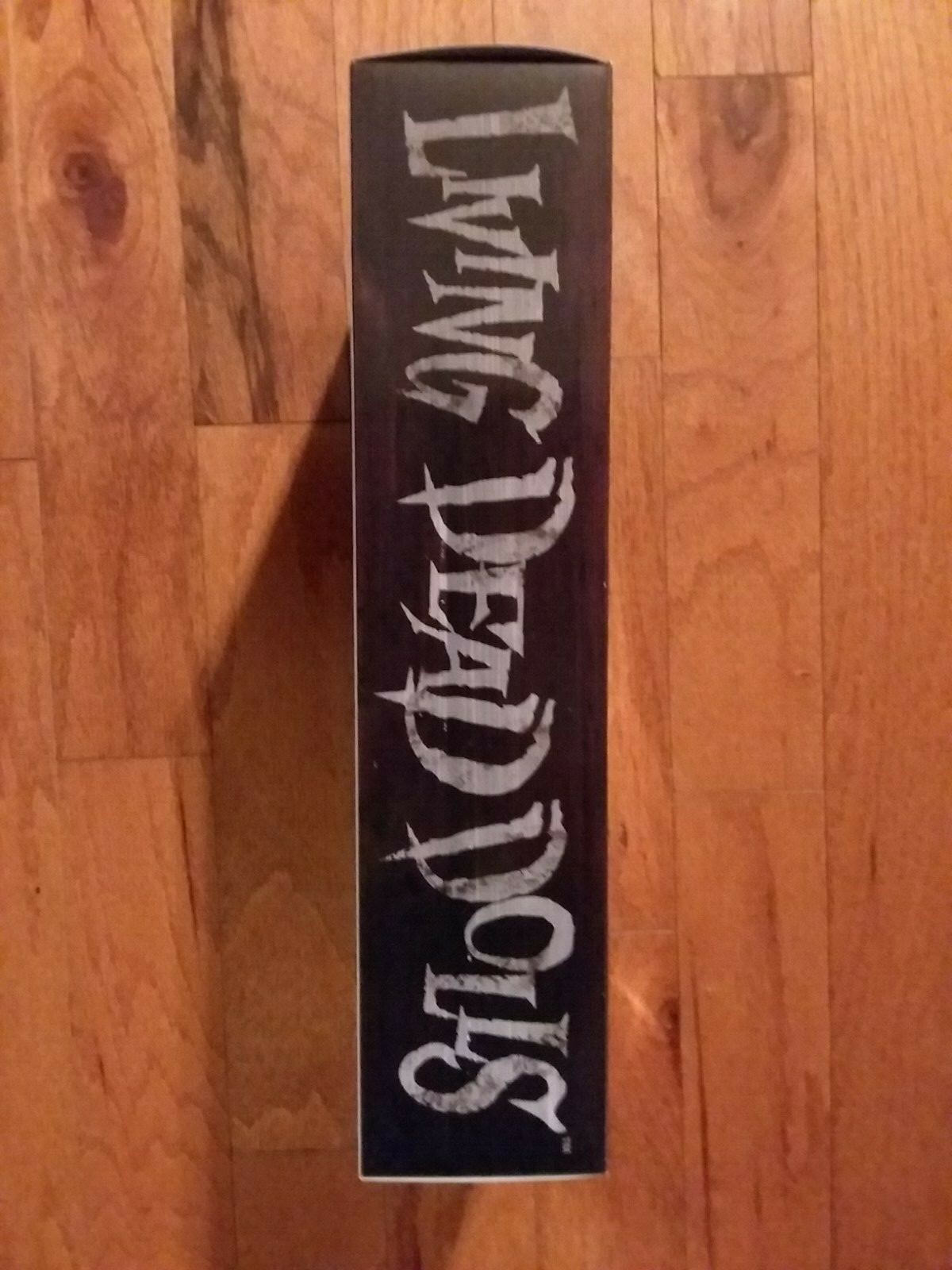 MEZCO TOYS~LIVING DEAD DOLLS~THE CONJURING~ANNABELLE~10 INCH~RARE~OUT OF PRINT~