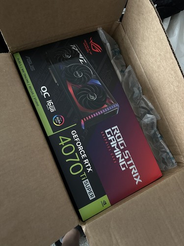 ASUS ROG Strix GeForce RTX 4070 Ti SUPER OC Edition Gaming ASUS ROG Strix GeForce RTX 4070 Ti SUPER OC Edition Gaming
