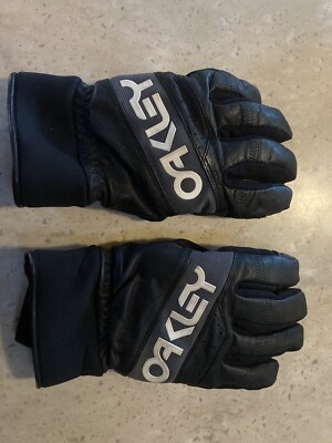Oakley Men s Winter Gloves 2.0 Size Medium