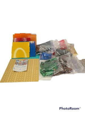 Strictly Briks Mixed Lot  389 Pieces  Base Boards 2 Sizes Multi Colored Blocks