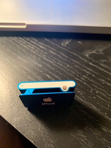 iPod Shuffle Blue