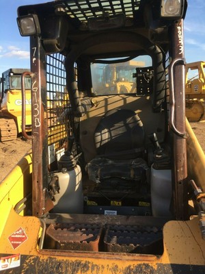 CAT 267B RUBBER TRACK SKID STEER , TURBO DIESEL AUX. HYDRAULICS HD RUNS GREAT!