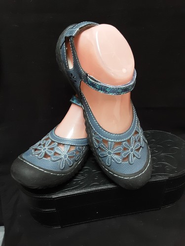 【ＳＵＥＣＯＭＭＡ ＢＯＮＮＩＥ】Fev Mary jane－BLUE Heeled Mary Janes In Leather With A Faded Denim Effect | Lanvin