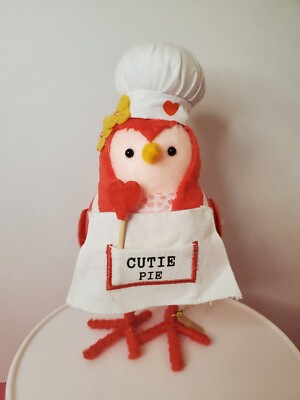 Target Spritz 2022 Valentine's Day AVI Cutie Pie Baker Fabric Felt Bird 6'' NEW