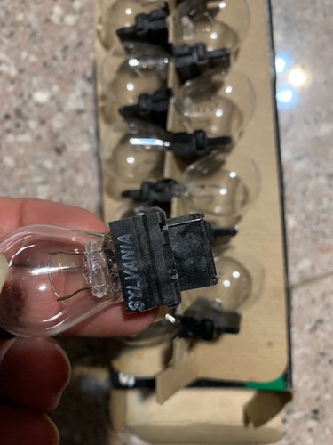 Box Of 10 General Electric Sylvania 3155 Miniature Lamps Light Bulbs