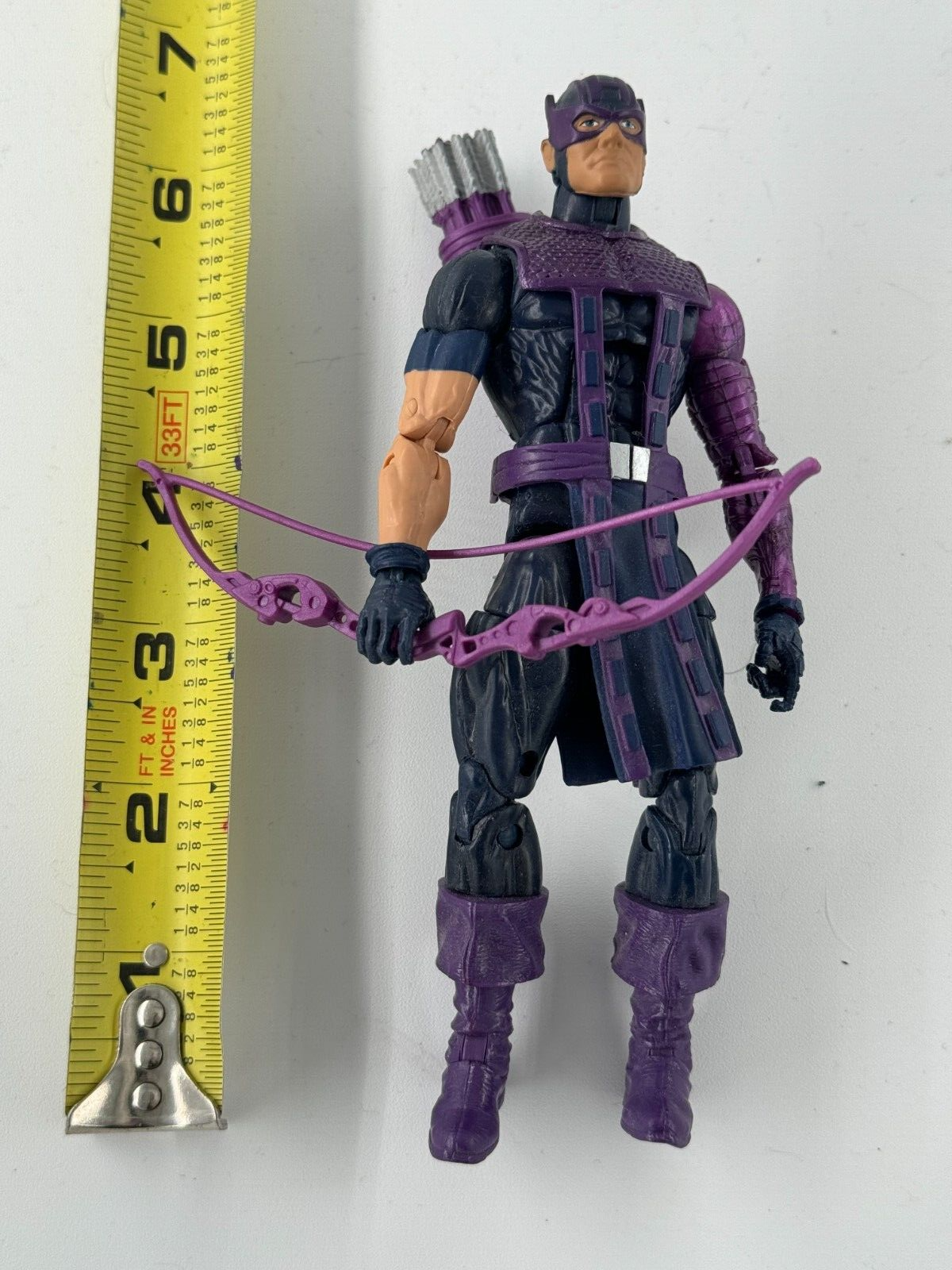 Hasbro Marvel Legends Hawkeye Metal Arm 1st re Avengers Hasbro Marvel Legends Hawkeye Metal Arm 1st re Avengers