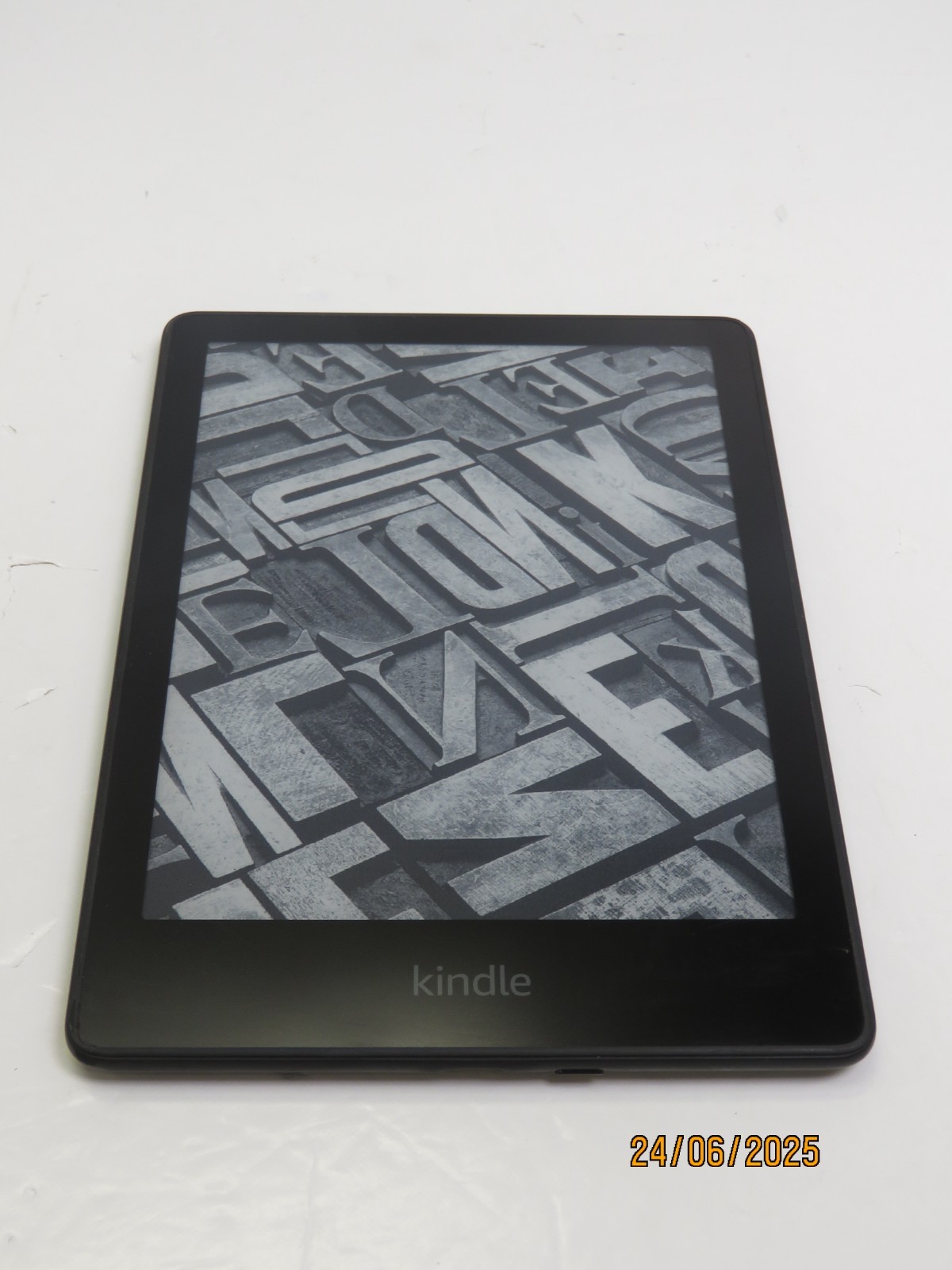 Kindle Paperwhite Signature Edition 11th Gen - Black, 8GB