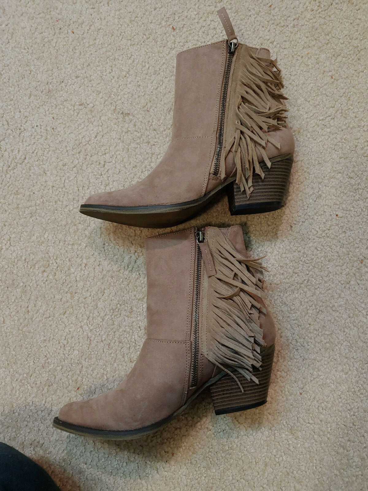 MIA Bone BOOTIES w/ fringe, faux suede, side zip, sz 8.5 above ankle, 2.3