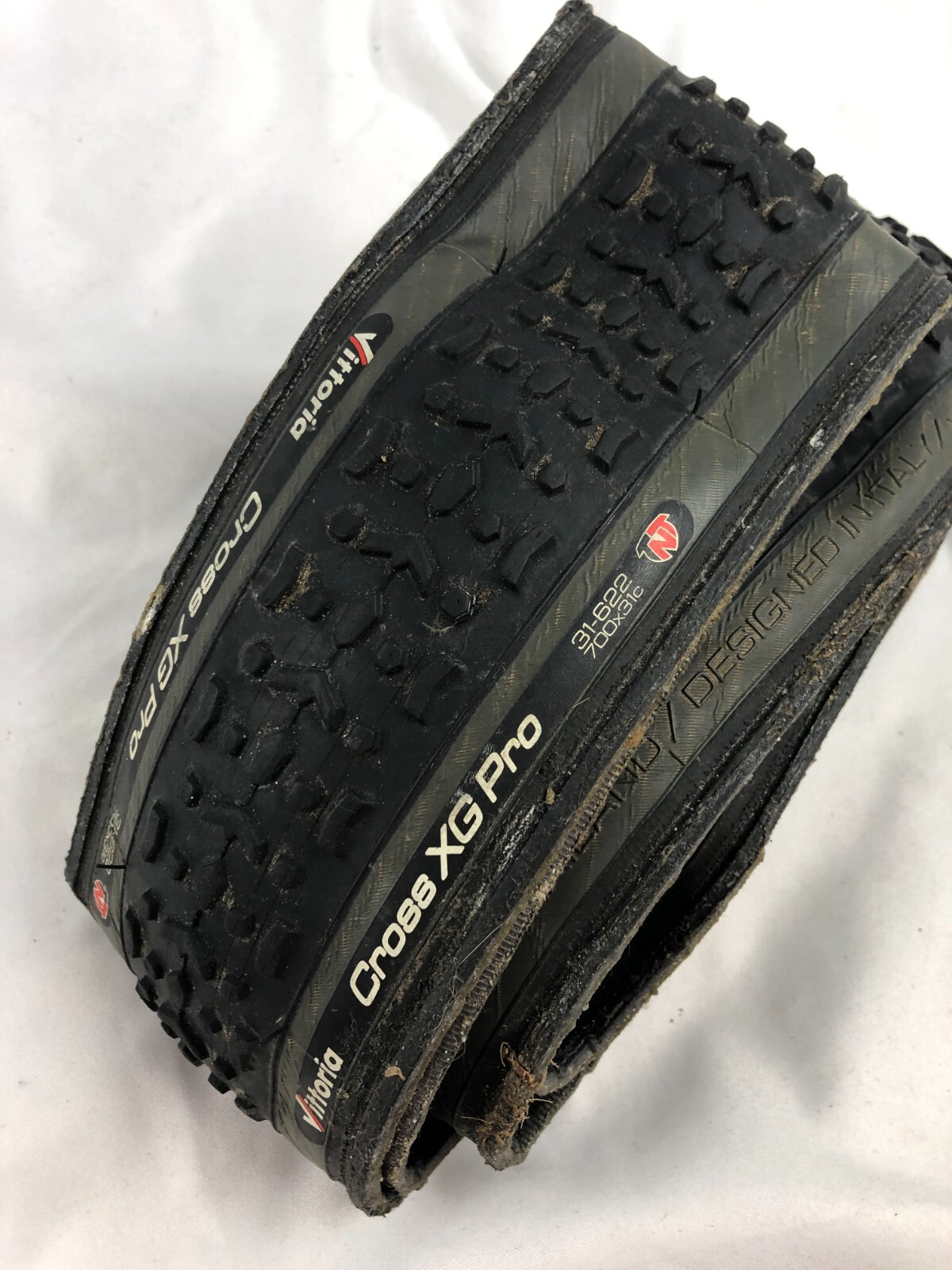 Vittoria CROSS XM PRO 700 x 31 タイヤ Vittoria Cross XM Pro Tire – Incycle Bicycles