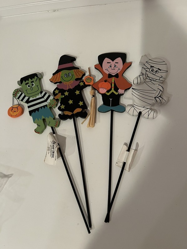 Halloween Wood Picks Witch Dracula Mummy Frankenstein Crafts
