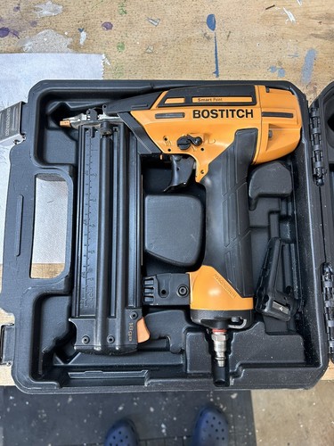 Bostich BTFP12233 18 GA brad Nailer