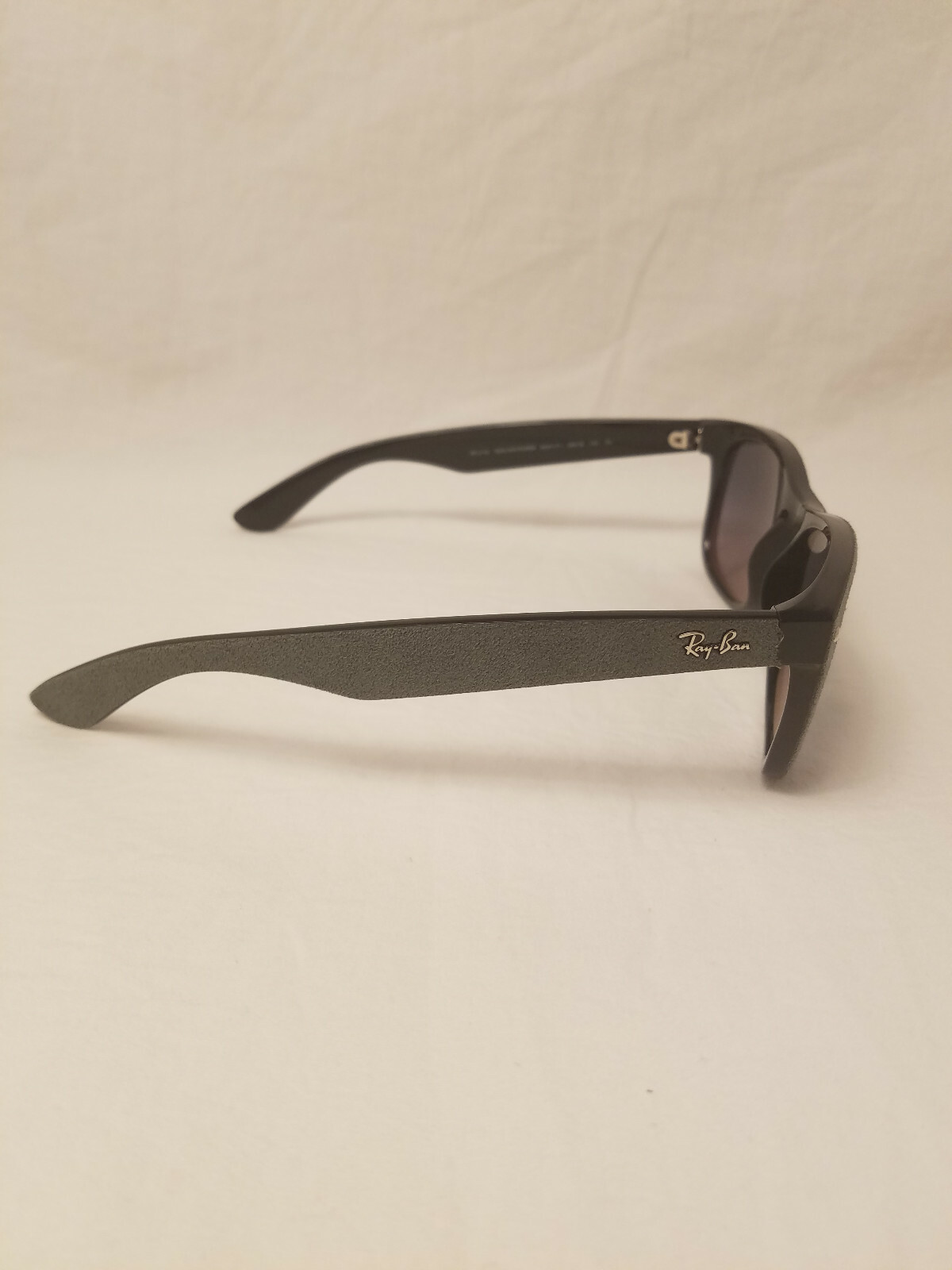 RAY-BAN Men's CHARCOAL WAYFARER SUNGLASSES