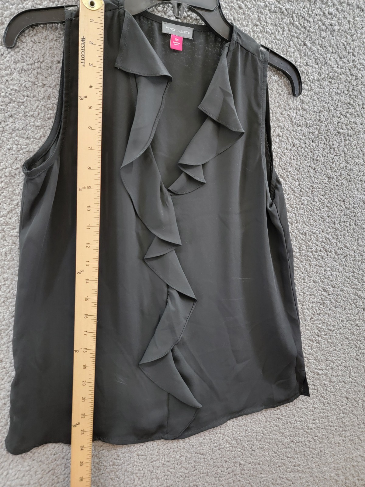 Vince Camuto Ruffle Blouse Women's XS Rich Black V-Neck Sleeveless Pullover - Picture 7 of 15