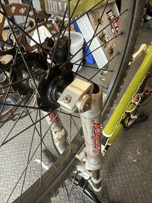 Dr-Zocchi's Marzocchi QR20 Axle Clamp 2001 - 2002+ optimized