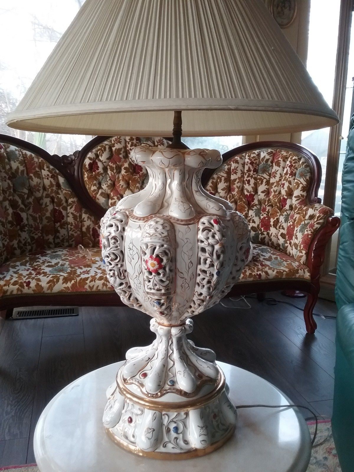 Capodiamonte Italian Lamp  W Shade Hand Painted * Beautiful *Large