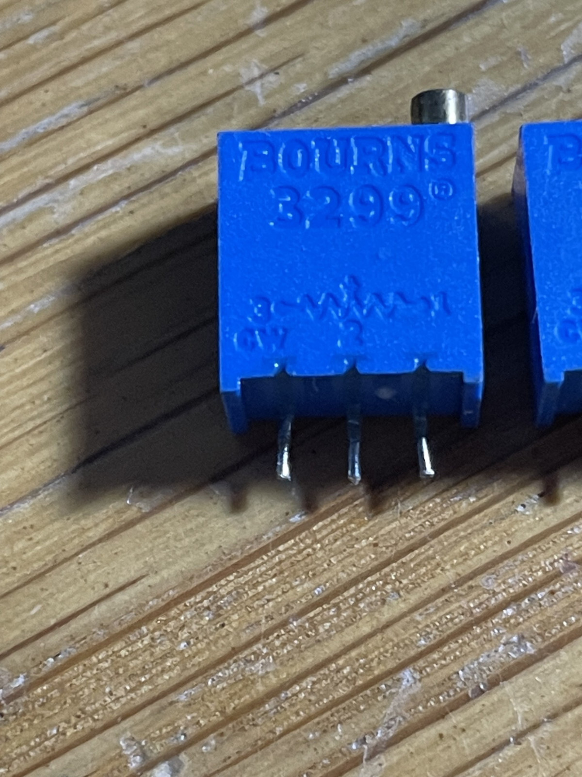 A LOT of TEN (10) BOURNS 3299W-1 or BI 68W;  3 pins top adjust PCB mount TRIMPOT