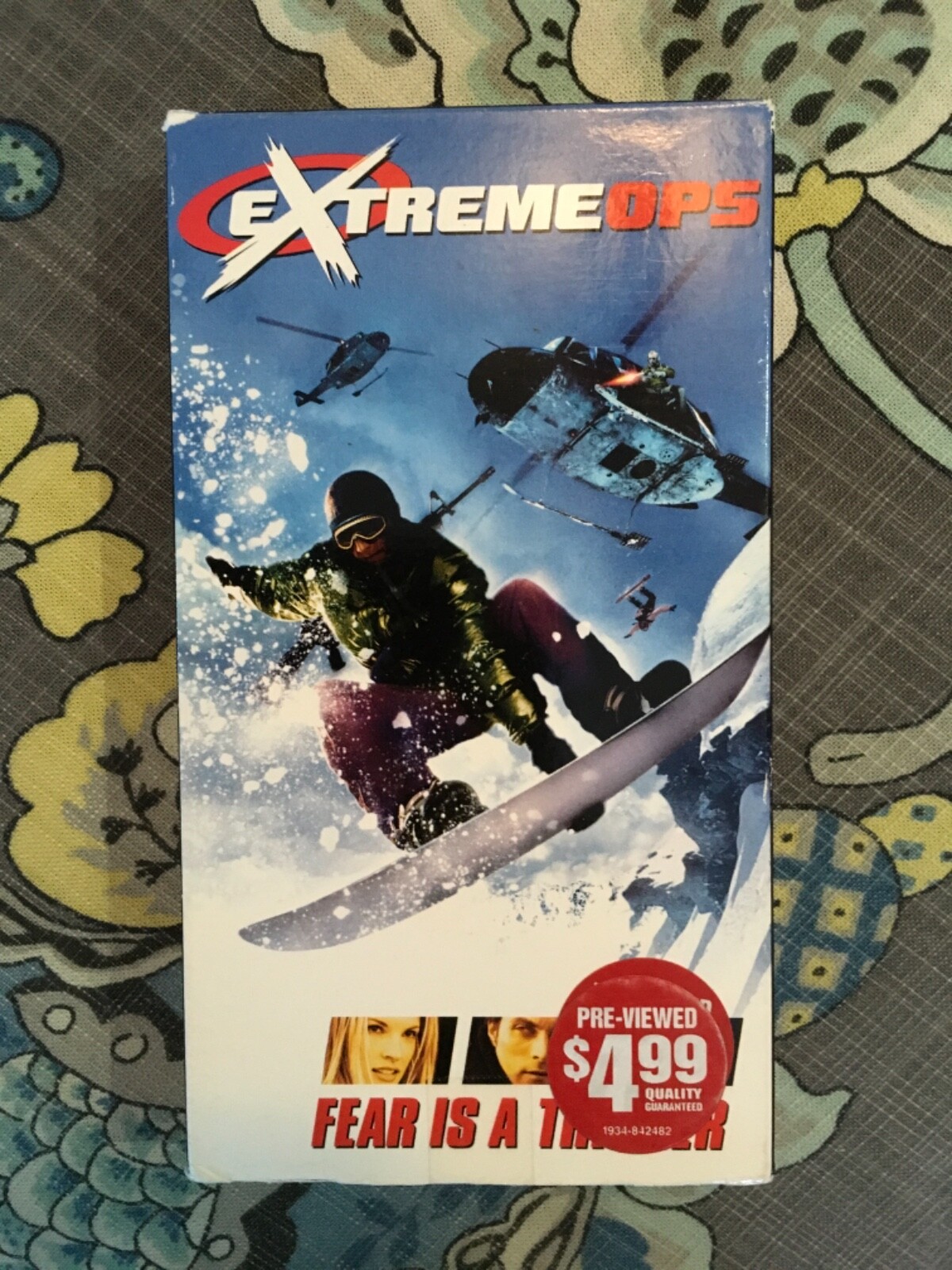 Extreme Ops (VHS 2003) Devon Sawa Bridgette Wilson-Sampras