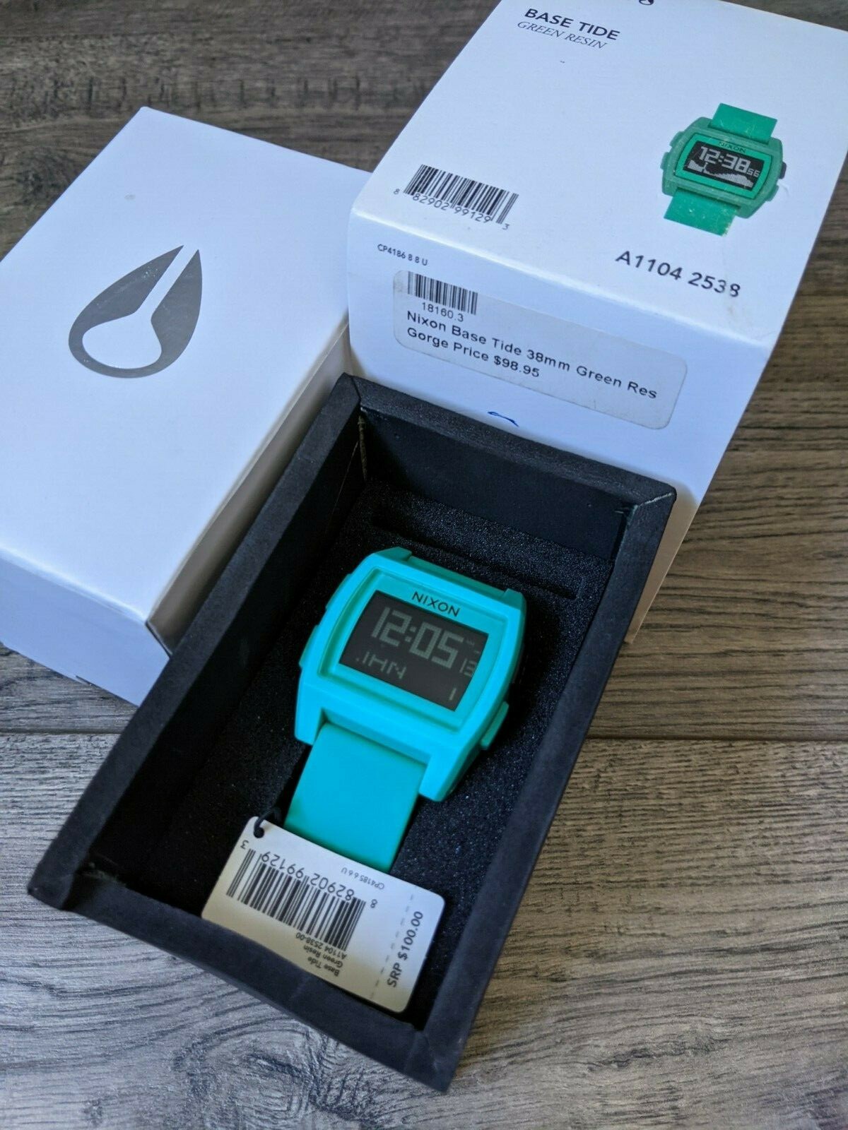 Наручные часы Nixon Base Tide Green Resin Watch: купить с доставкой из США,  цена 8 367 руб - (174839056064)