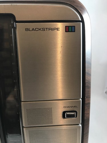 Vintage Toshiba Blackstripe C388 Television TV 13