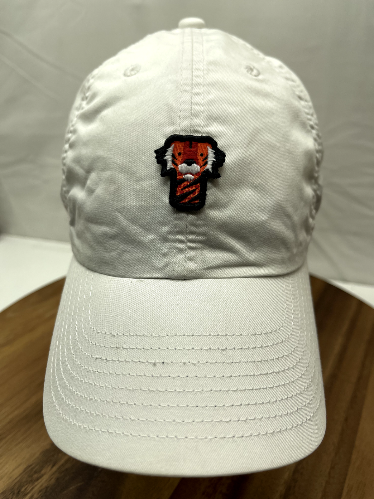Limited Edition Tiger Woods Frank Heritage 86 White Hat Cap