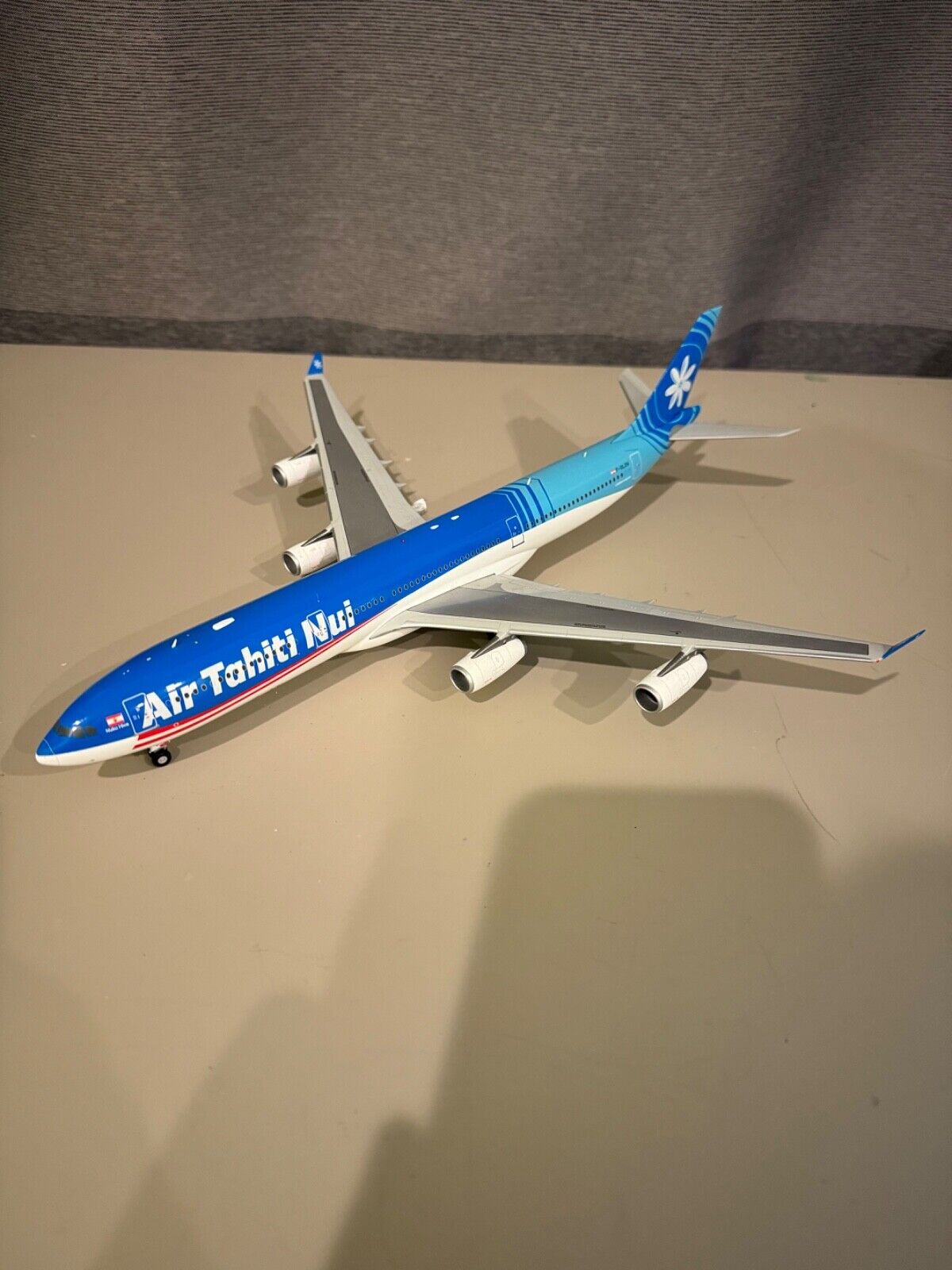 RARE Gemini Jets Air Tahiti Nui A340-300, NIB, Perfect, HTF RARE Gemini Jets Air Tahiti Nui A340-300, NIB, Perfect, HTF
