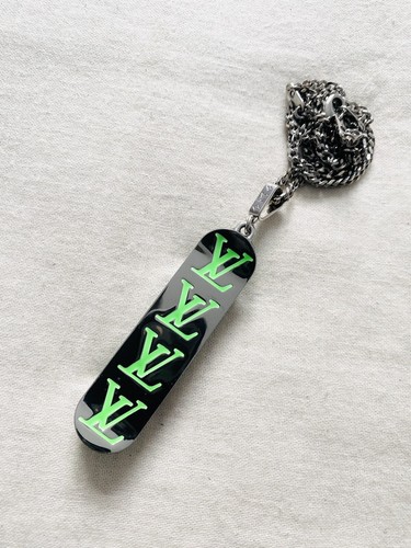 アクセサリー LOUIS VUITTON 210.jpg