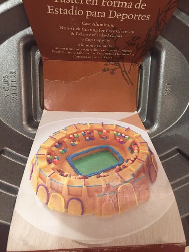 Football Sports Stadium  Bundt Cake Mold Aluminum Baking Pan - NEW - HARVEST