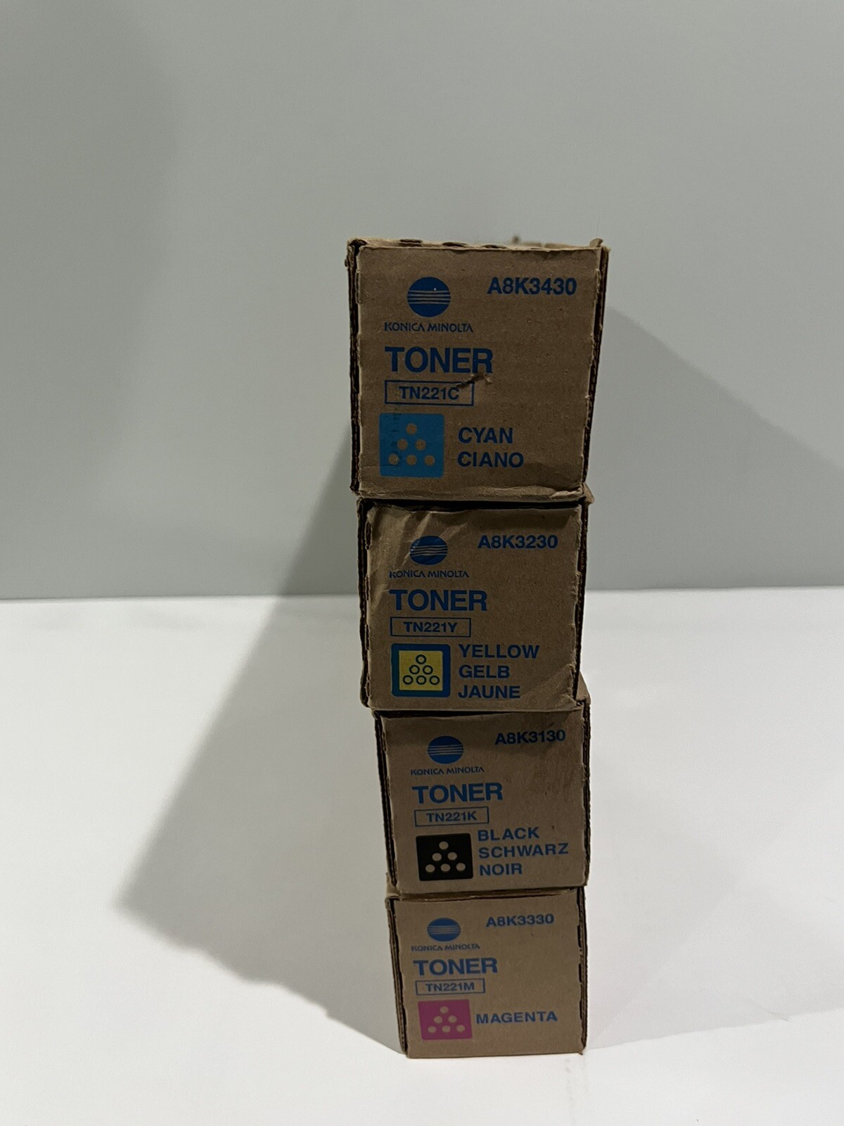 KONICA MINOLTA トナー　TN221 各色2本　bizhub Amazon.com: YOUTOP 4PK TN-221 TN221 Toner Cartridge