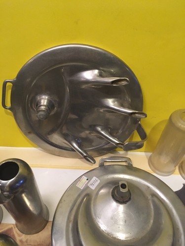 Surge Milker/Milking Shells Plus Parts