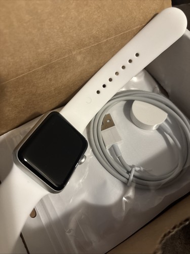 Apple Watch Series 3 38mm 42mm GPS+ WIFI + LTE UNLOCKED Gold Apple Watch Series 3 38mm 42mm GPS+ WIFI + LTE UNLOCKED Gold