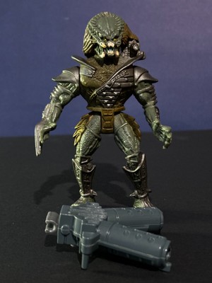 1993 Kenner Predator The Ultimate Hunter Savage Predator 5'' Action Figure