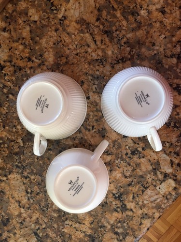 2 Wedgwood WINDSOR Breakfast Cups & Creamer