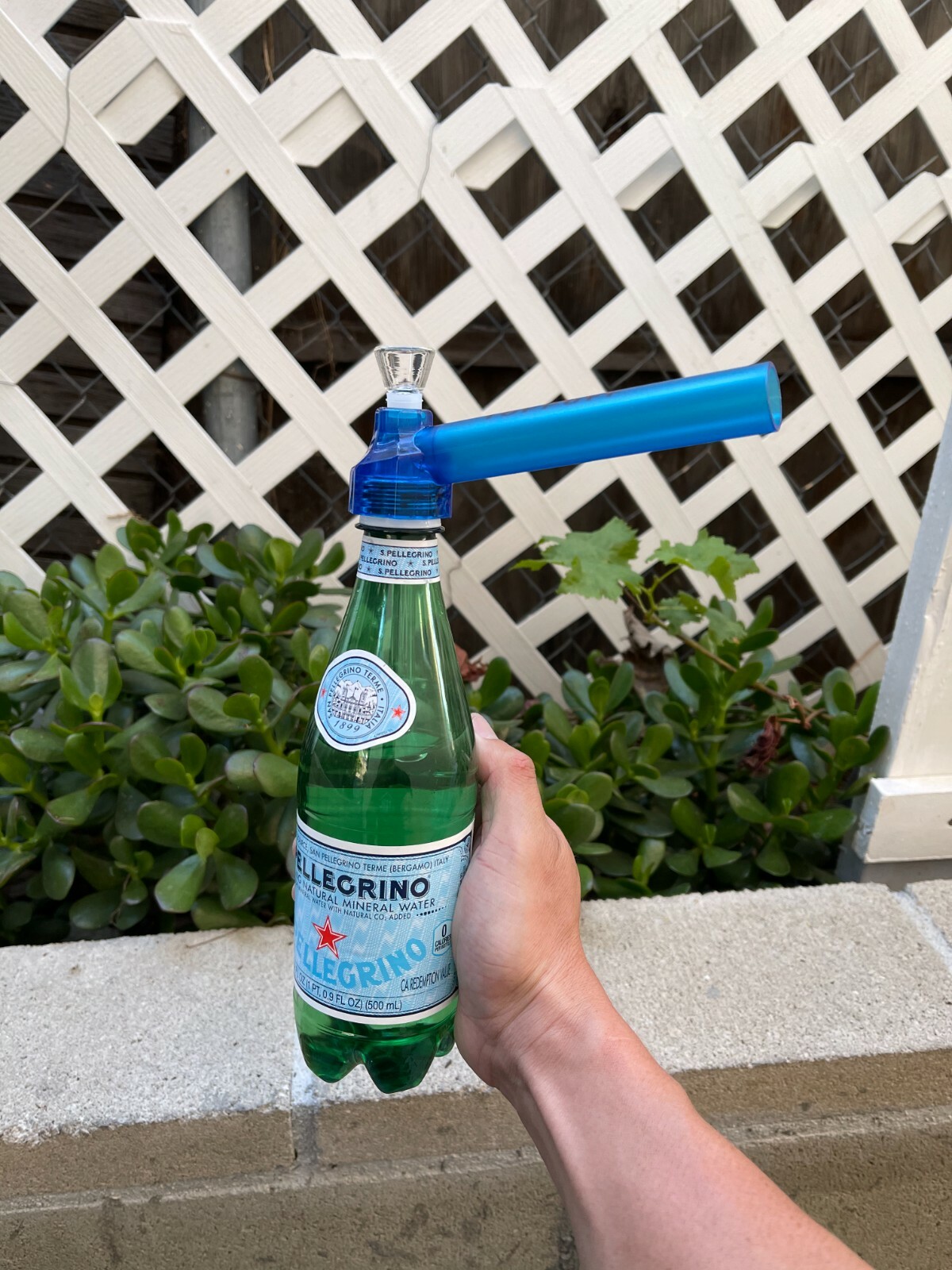 Portable Hookah Screw on Bottle Converter Mobile Water Glass Bong