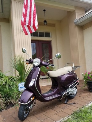 Vespa ET4 ,50 cc,4 cycle like new!