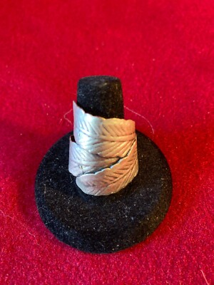 Unique Designed ''Wrap Leaf'' Pewter/Silver Tone Ring 8.5 (New)