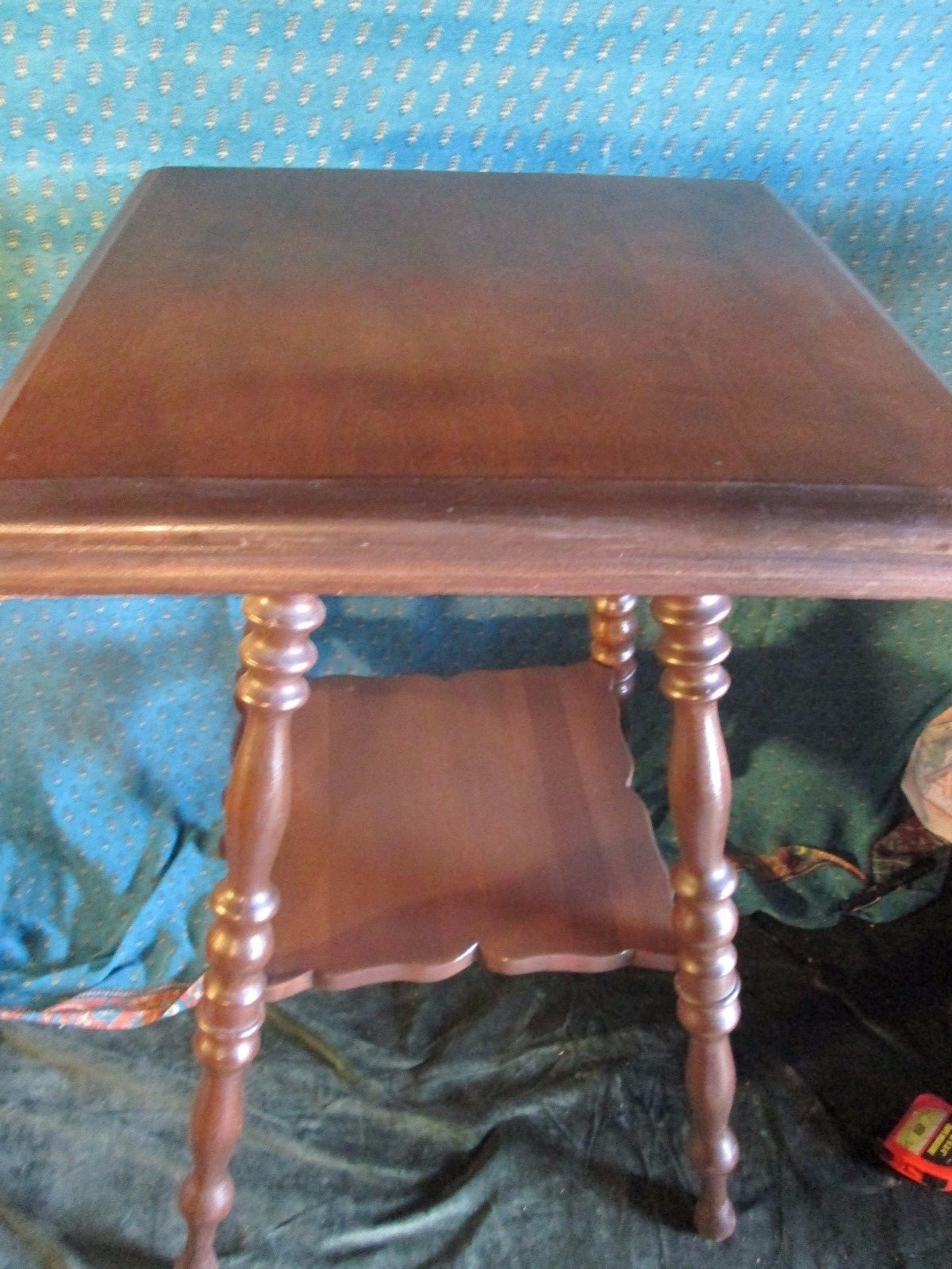 Antique Spindle Leg Victorian Wood Table