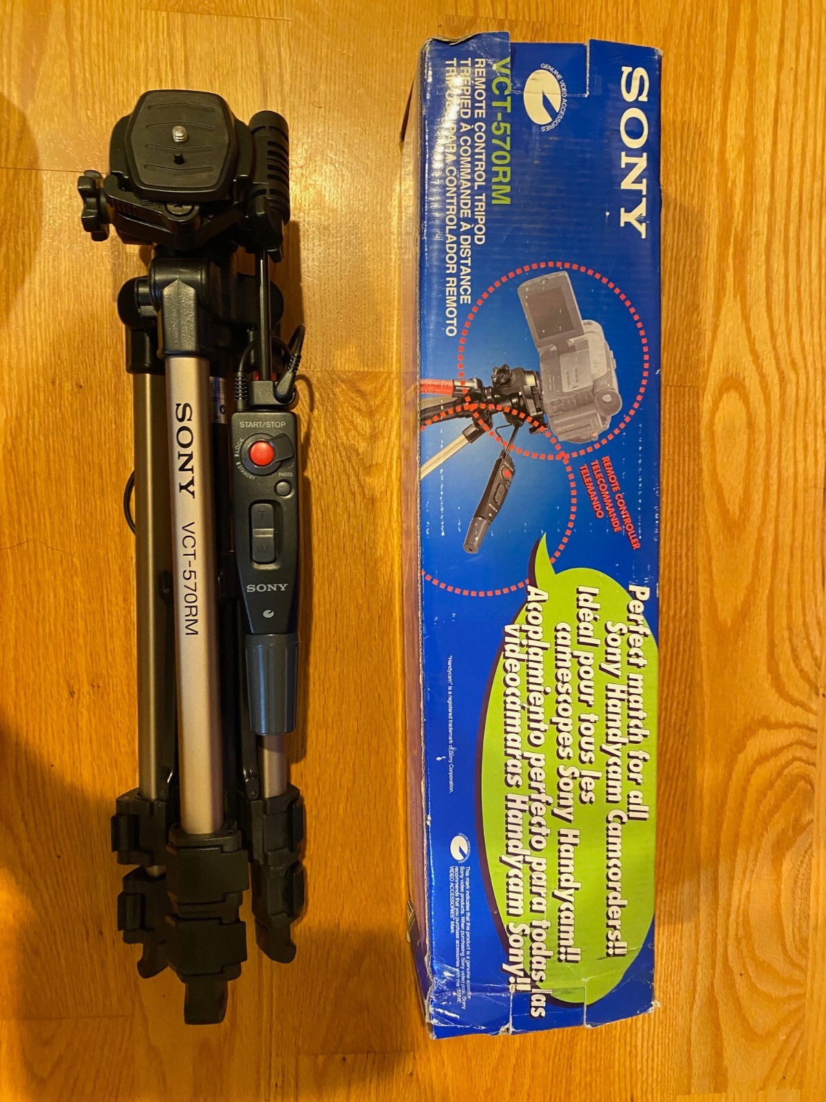 Sony VCT-570RM Tripod With Remote Control Handle