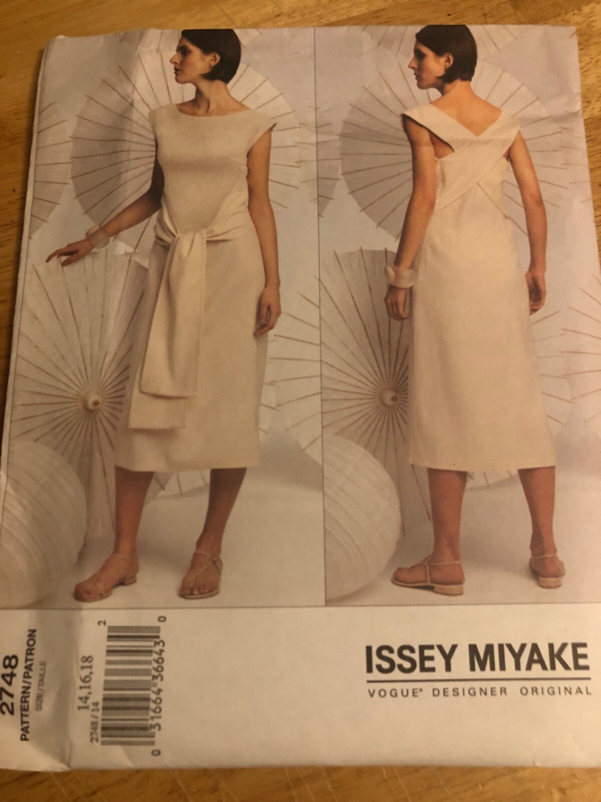 ワンピース ISSEY MIYAKE PERMANENTE DRESS ARCHIVE Issey Miyake Permanente Collection — Narnia Vintage