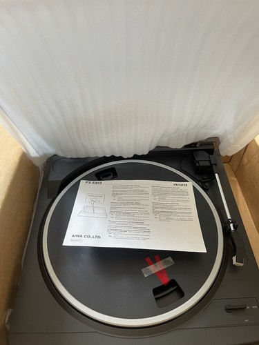 Aiwa Stereo Full Automatic Turntable System PX-E855 Record Player Black 9825
