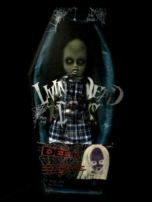 living dead dolls dee k