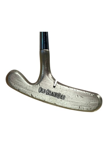 ビンテージ　Acushnet BULLS EYE Vintage TITLEIST Acushnet Bullseye Brass Putter Steel Made