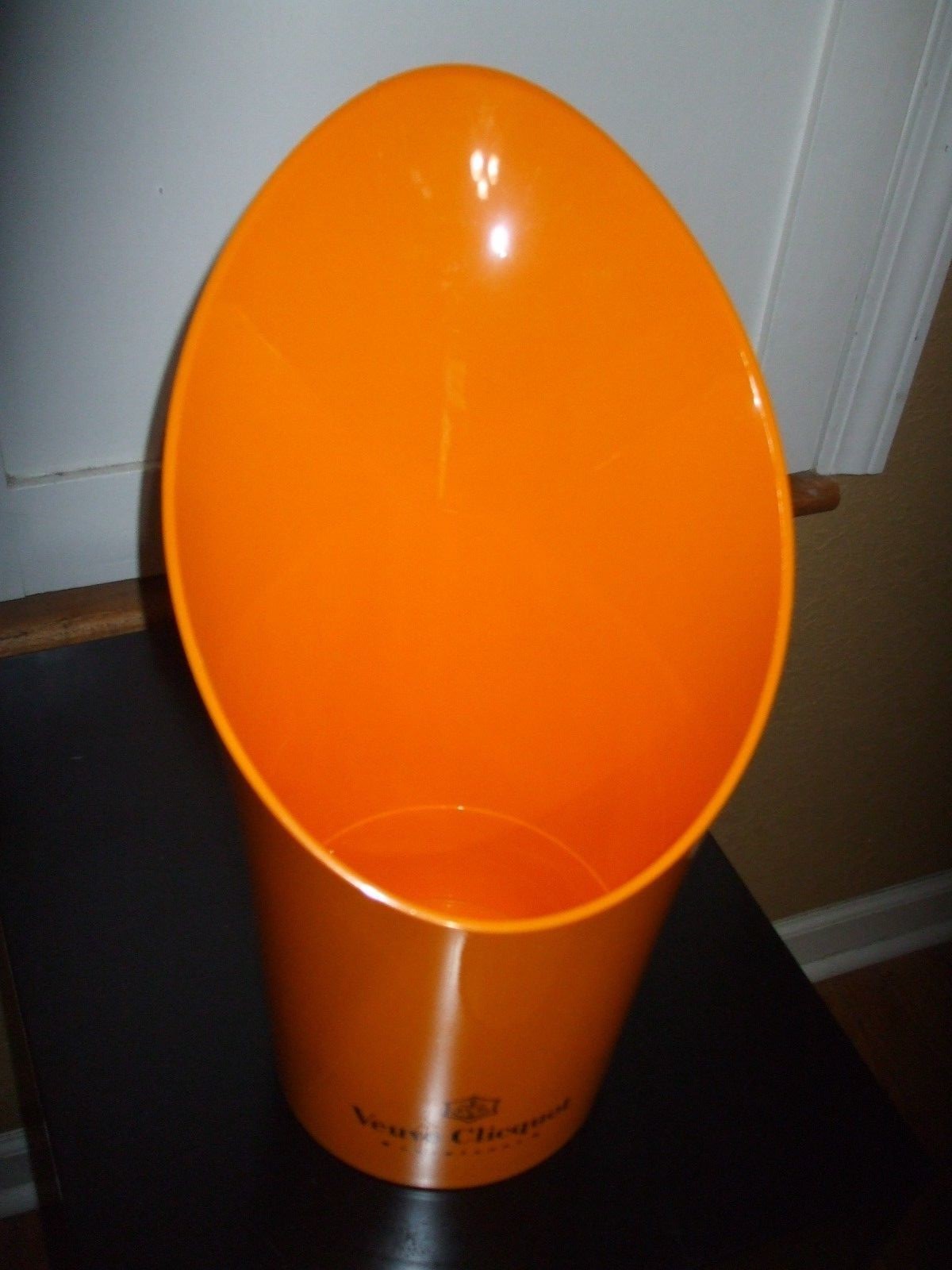 NEW ~ VEUVE CLICQUOT VASQUE CHAMPAGNE 15