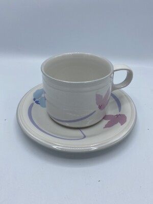 Studio Nova DOUBLE UP JF011 Flat Cup & Saucer Set Height: 2 3/4 in Pink & Blue 