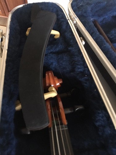 Knilling Violin Handmade 20KT 3/4 with Case & Bow, Shoulder Rest And Rosin