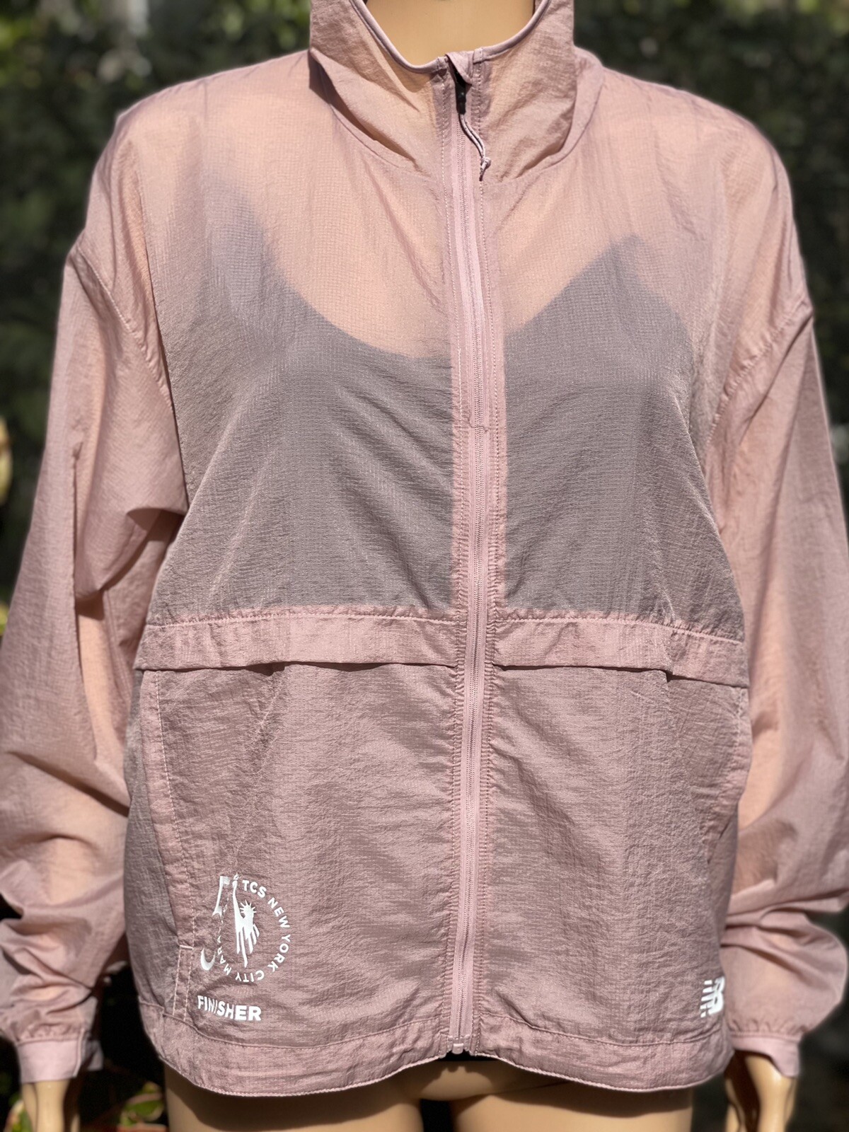 New Balance NYC Marathon Women's Packable Jacket L Pink New