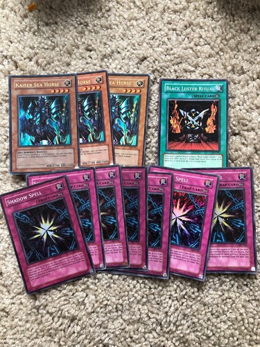 Yugioh Starter Deck Kaiba & Yugi Evolution Collection! 11 Holo, 500 Common!!