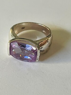  silver Tone Ring W Light Purple Rhinestone