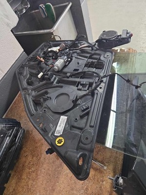 Used Right Rear Door Regulator fits: DODGE CHARGER Right 11-23