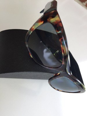 prada sunglasses accessories